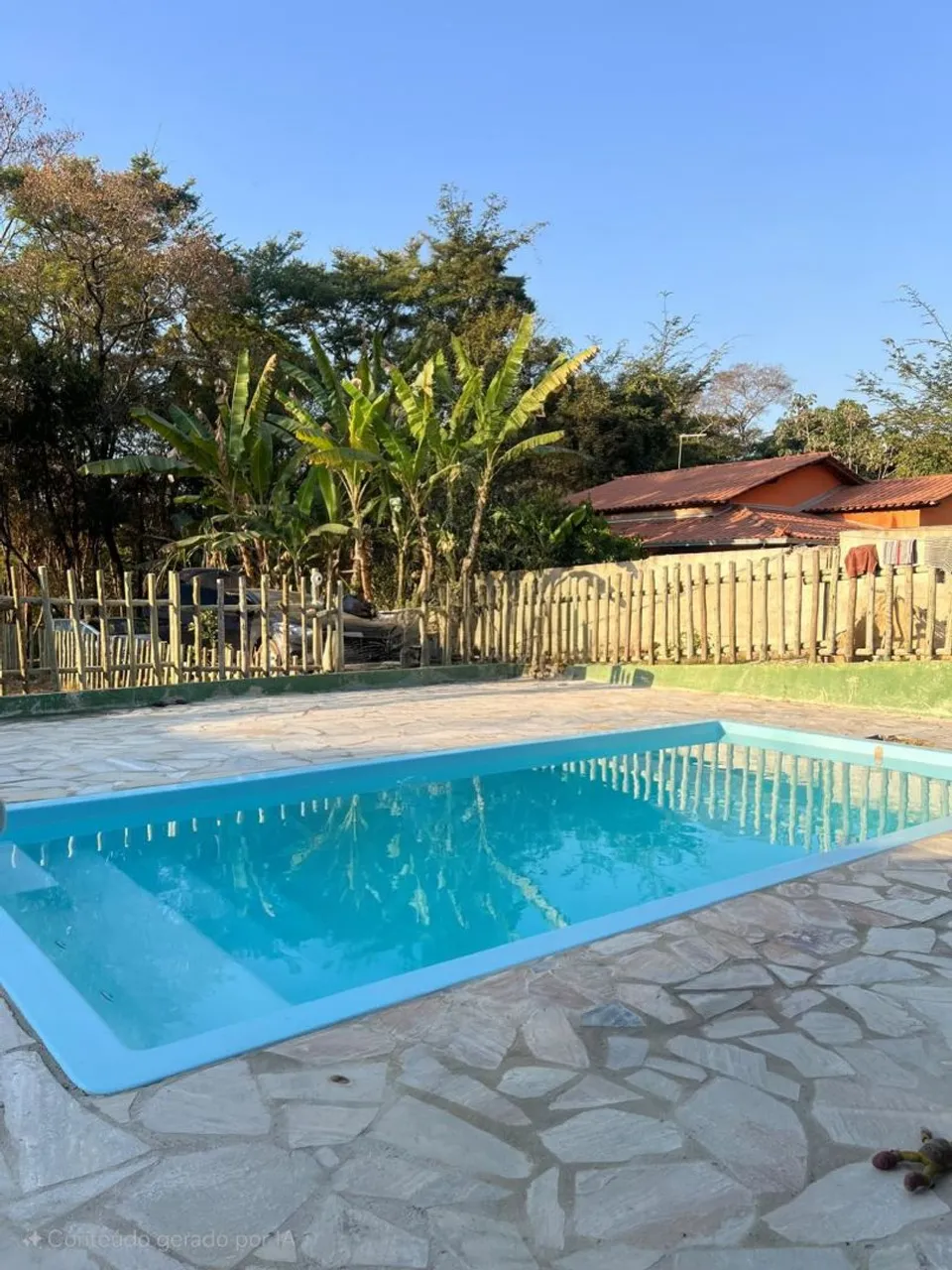 Sítio em condomínio fechado em Ravena - Piscina, pomar, internet e sem custo de água/ luz!