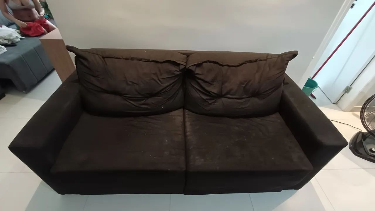 Retractable sofa in good condition64850511019138122