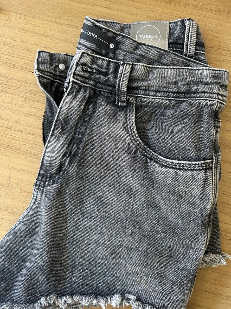 Shorts Jeans Cinza