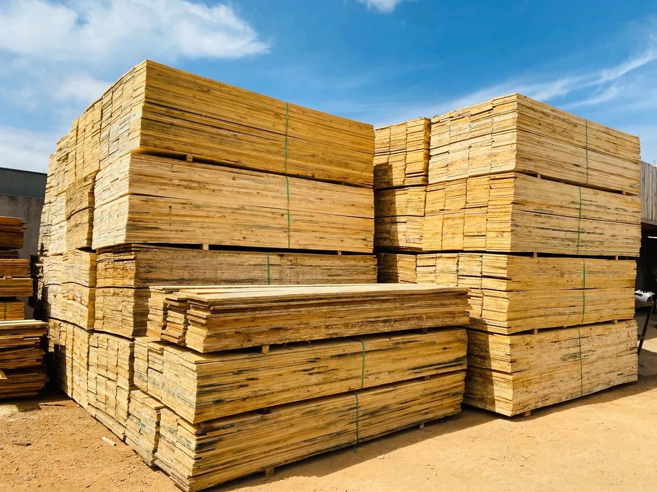 Tábuas de 30cm x 3 mt r$ 8,99 por metro - Foto 4