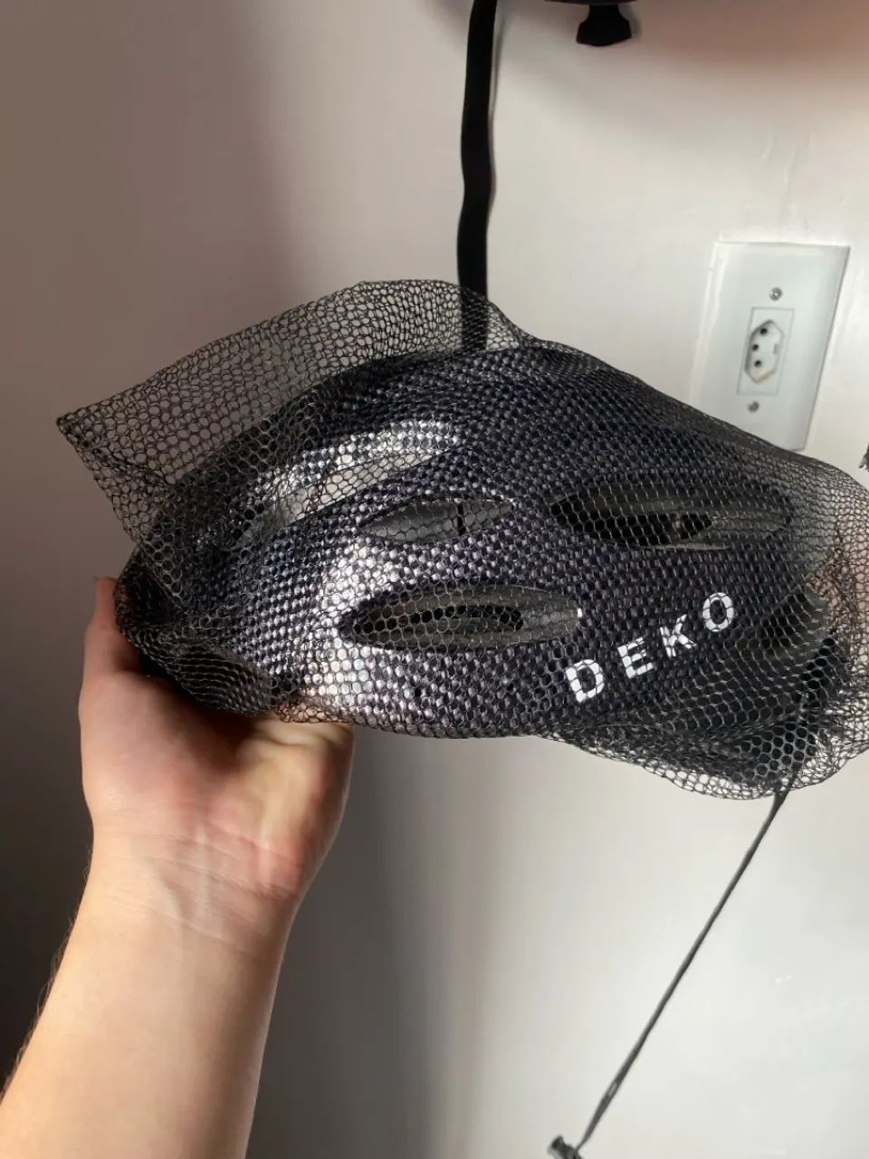 Vendo capacete para ciclismo DEKO - Foto 4