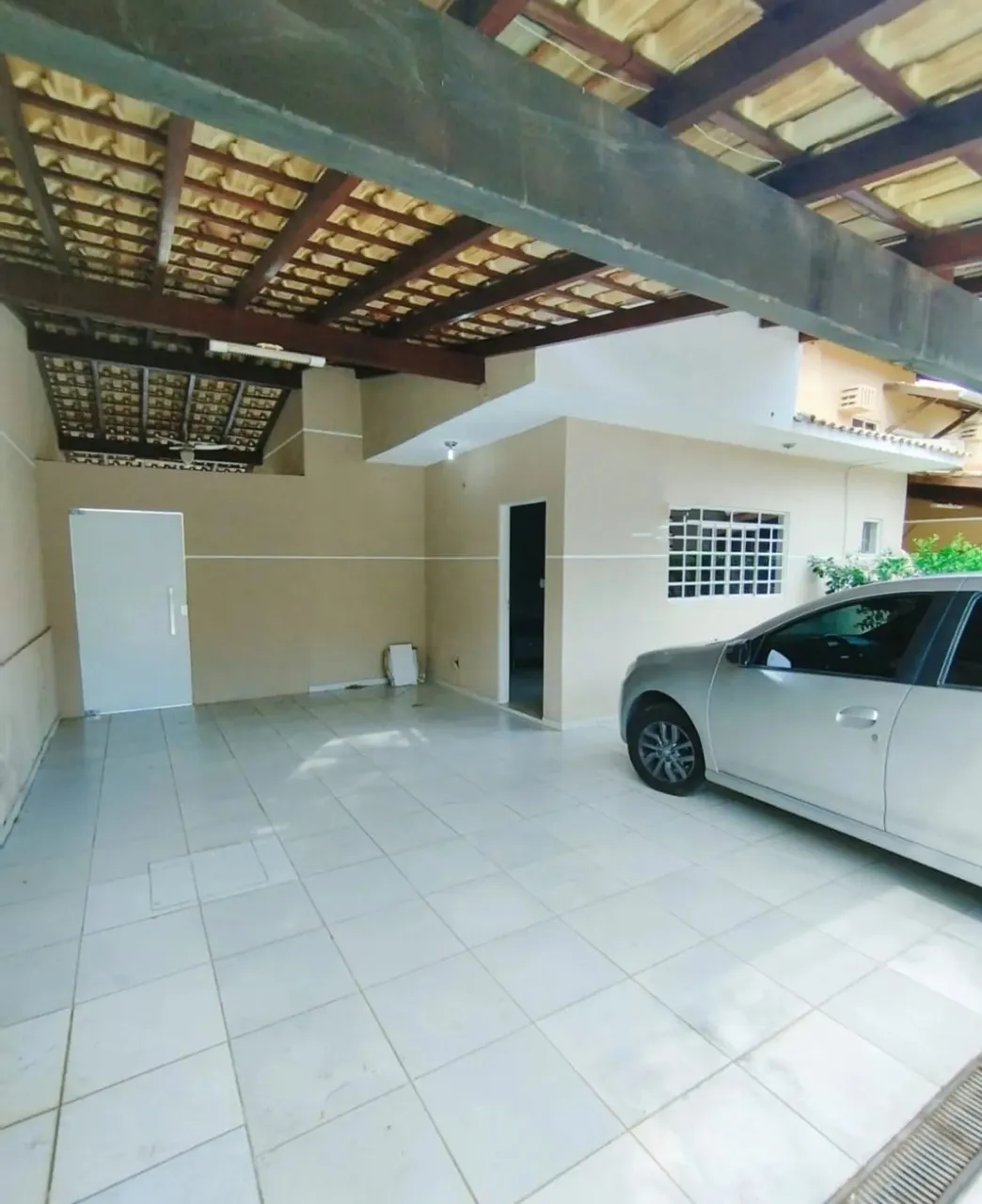 Casa sobrado Com 3 Suites no Condomínio Solar do Moinho