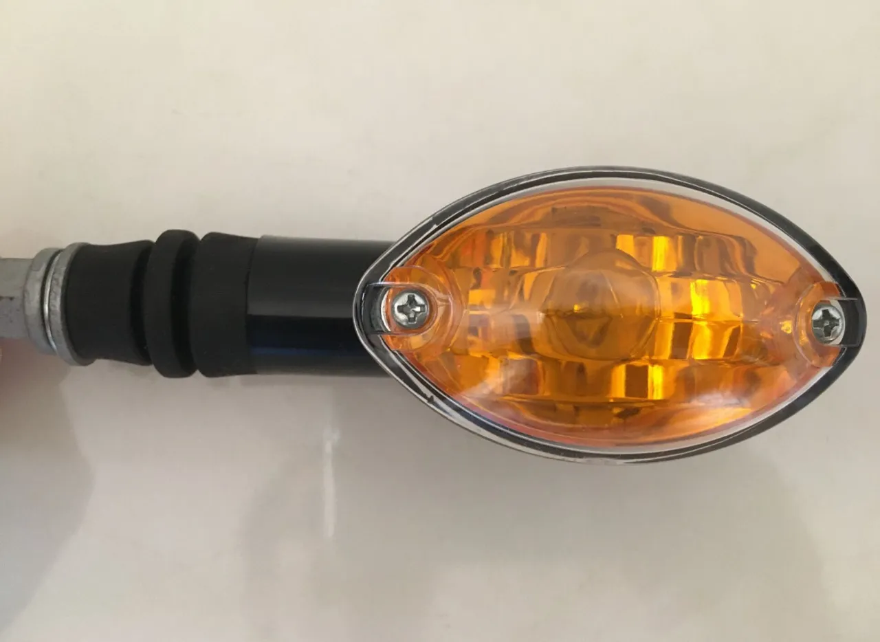 Setas Orientais - KTM Genuine Parts - Encaixe fixação universal