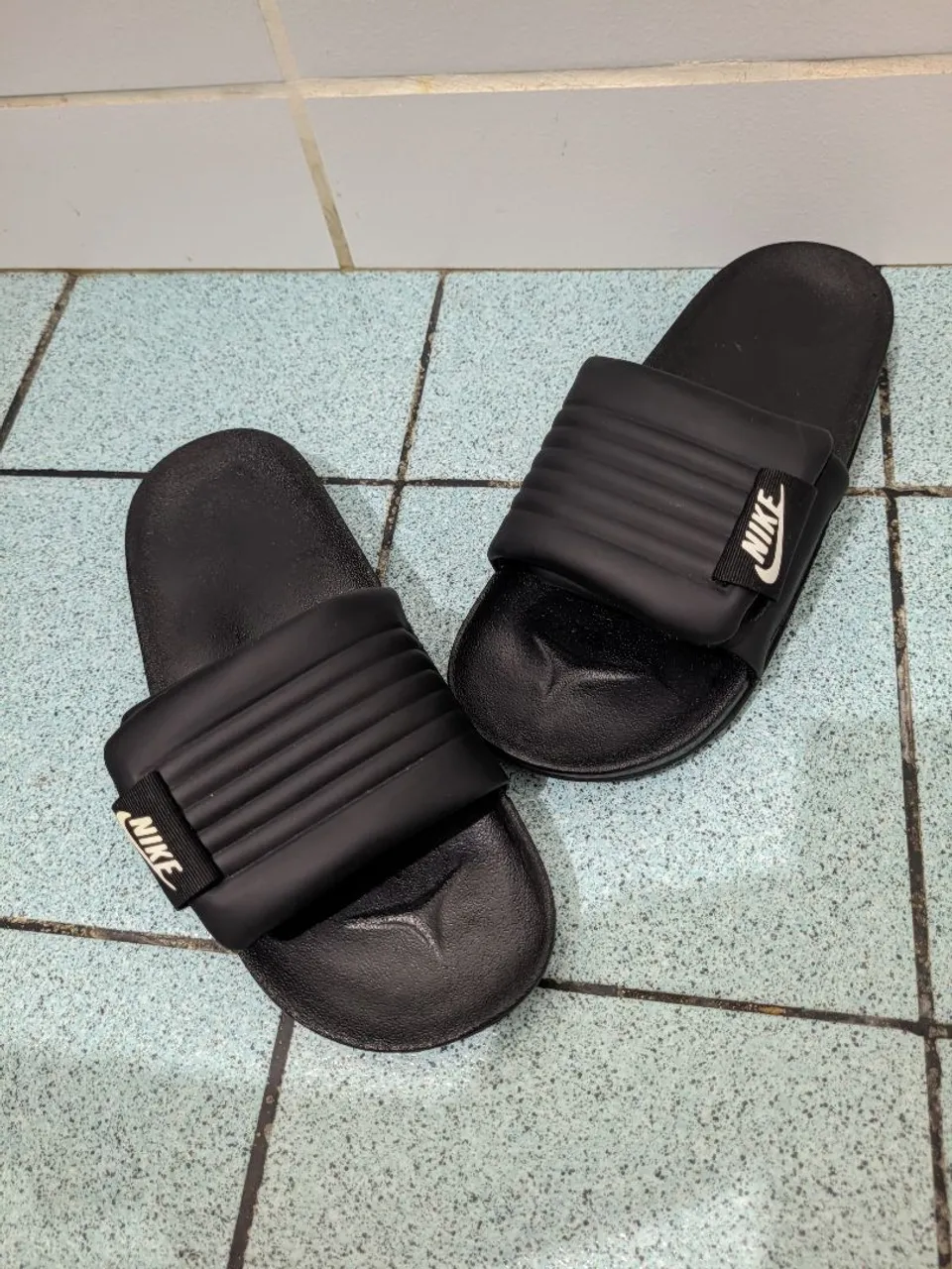 Chinelo Nike Offcourt Adjust