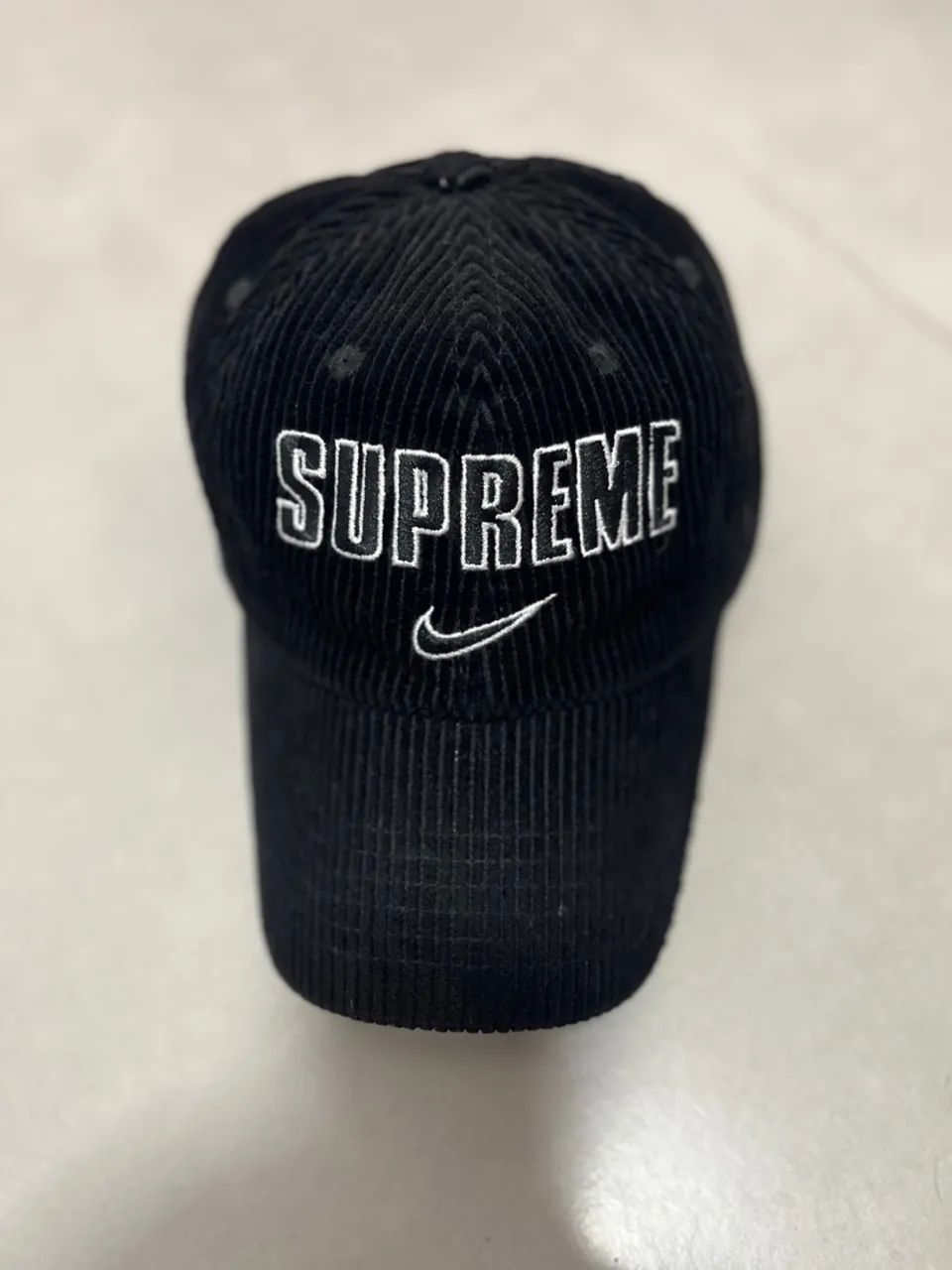 Boné Supreme x Nike Corduroy - Foto 4