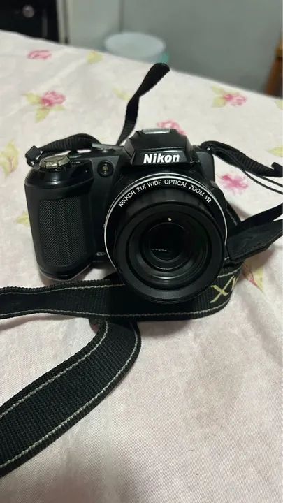 Câmera semiprofissional nikon L120