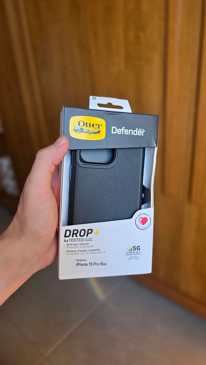 Capa para iPhone 15 Pro Max OtterBox Defender - Nova
