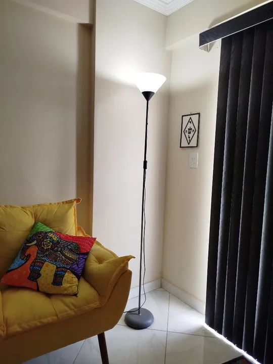 Luminaria  Coluna Retro Elegante Prata 