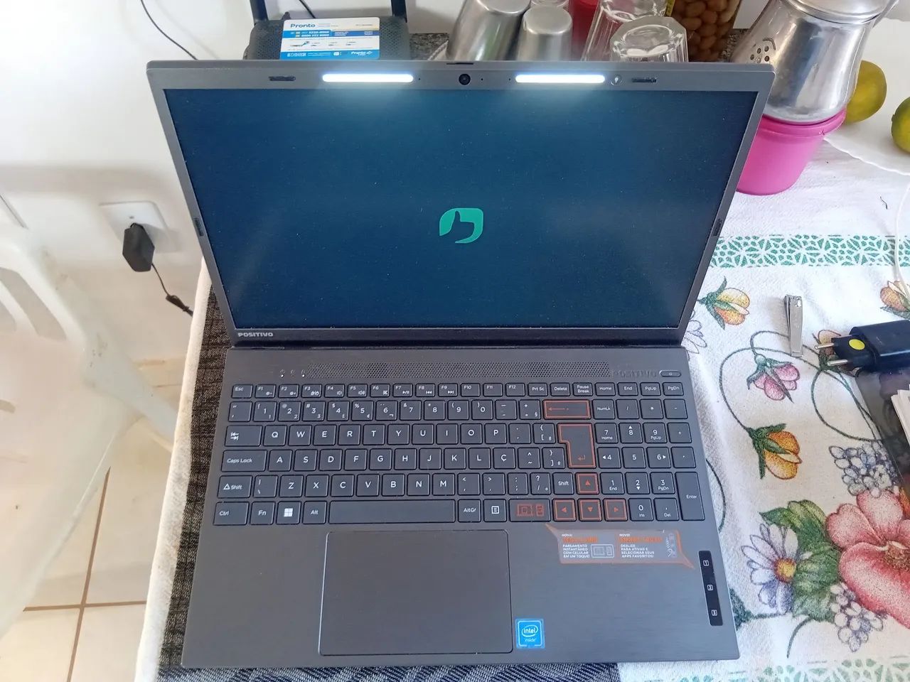 Vendo notebook Intel com ssd 