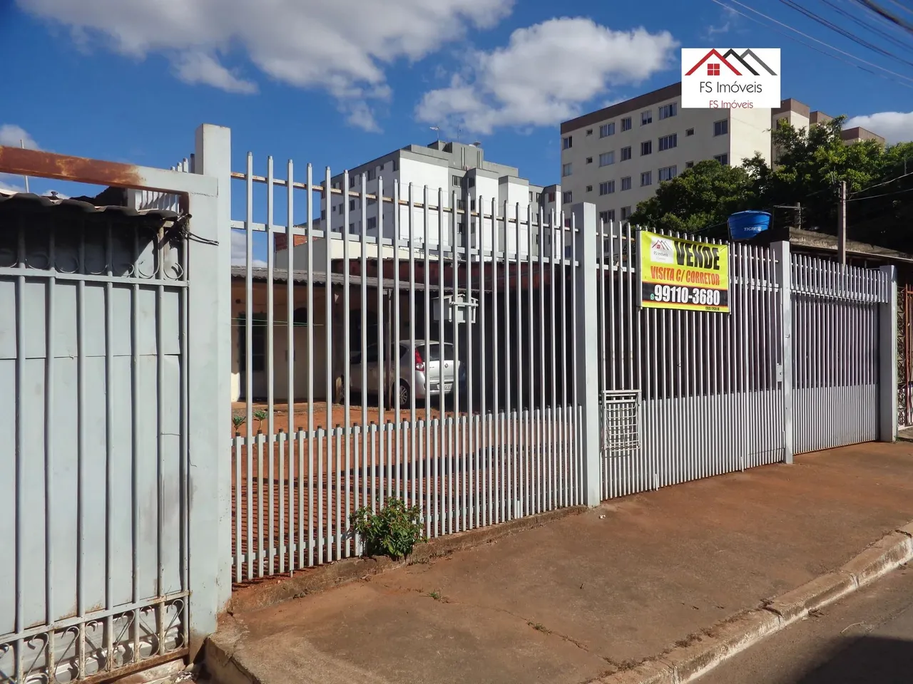 QR 310 Ótimo Lote 150 m² com Casa na LAJE com 1 Quarto Escriturado em Samambaia Sul - DF