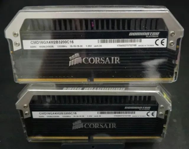 Memoria RAM 16 GB Corsair  - Foto 2