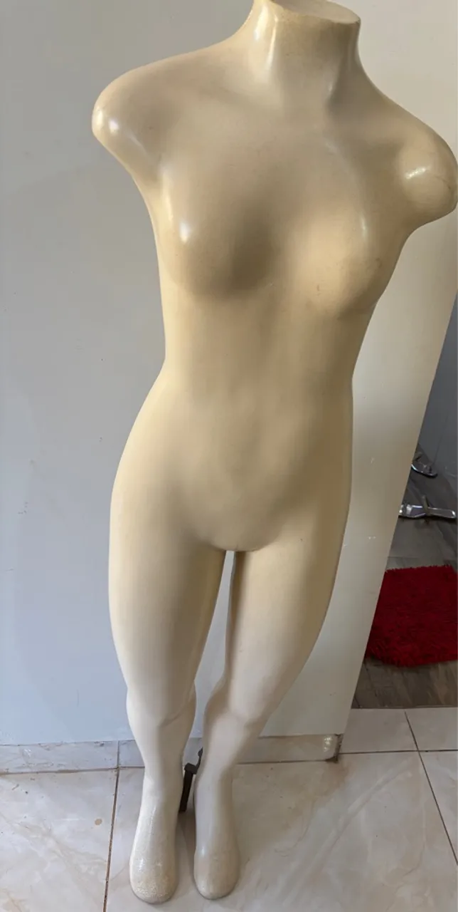 Manequim Feminino