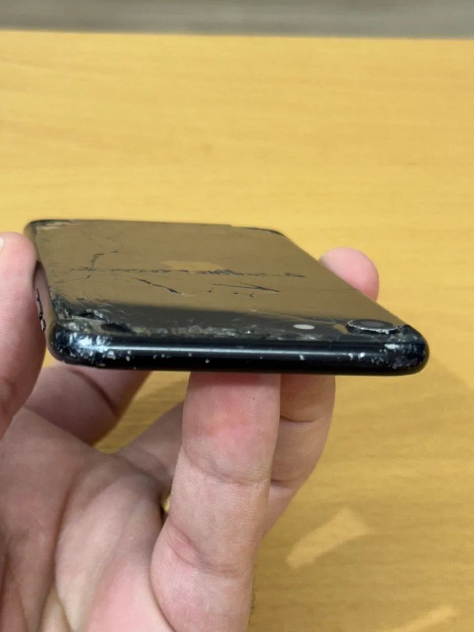 Carcaça danificada iPhone SE 2 2020 Cinza Espacial  - Foto 3