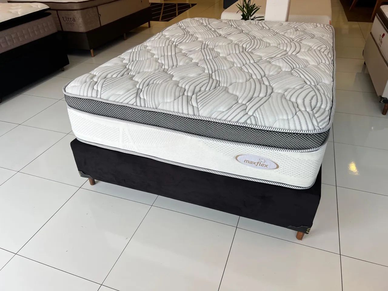 Cama box de casal Maxflex Seminova- ENTREGO 