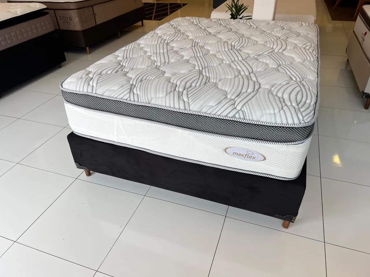 Cama box de casal Maxflex Seminova- ENTREGO