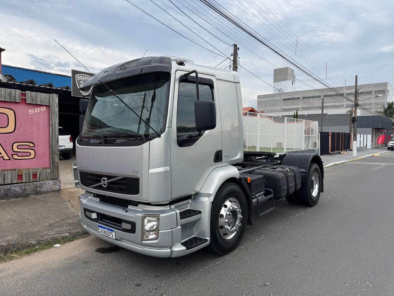Vm 330 4x2 apenas 447 mil km 2013 