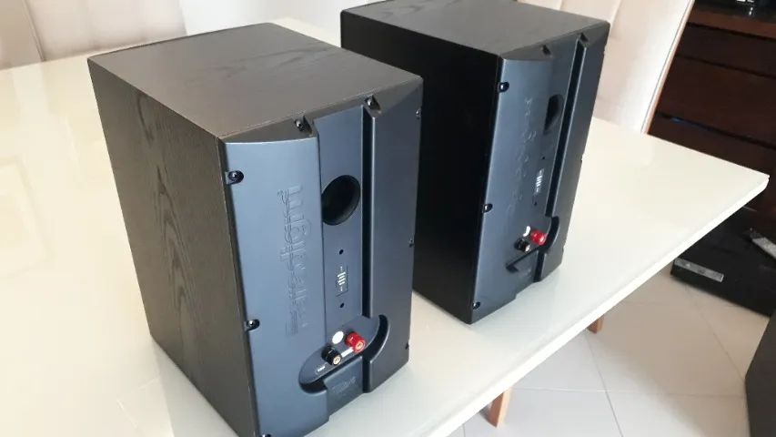 Par De Caixas Paradigm Titan V2 Preto  - Foto 2