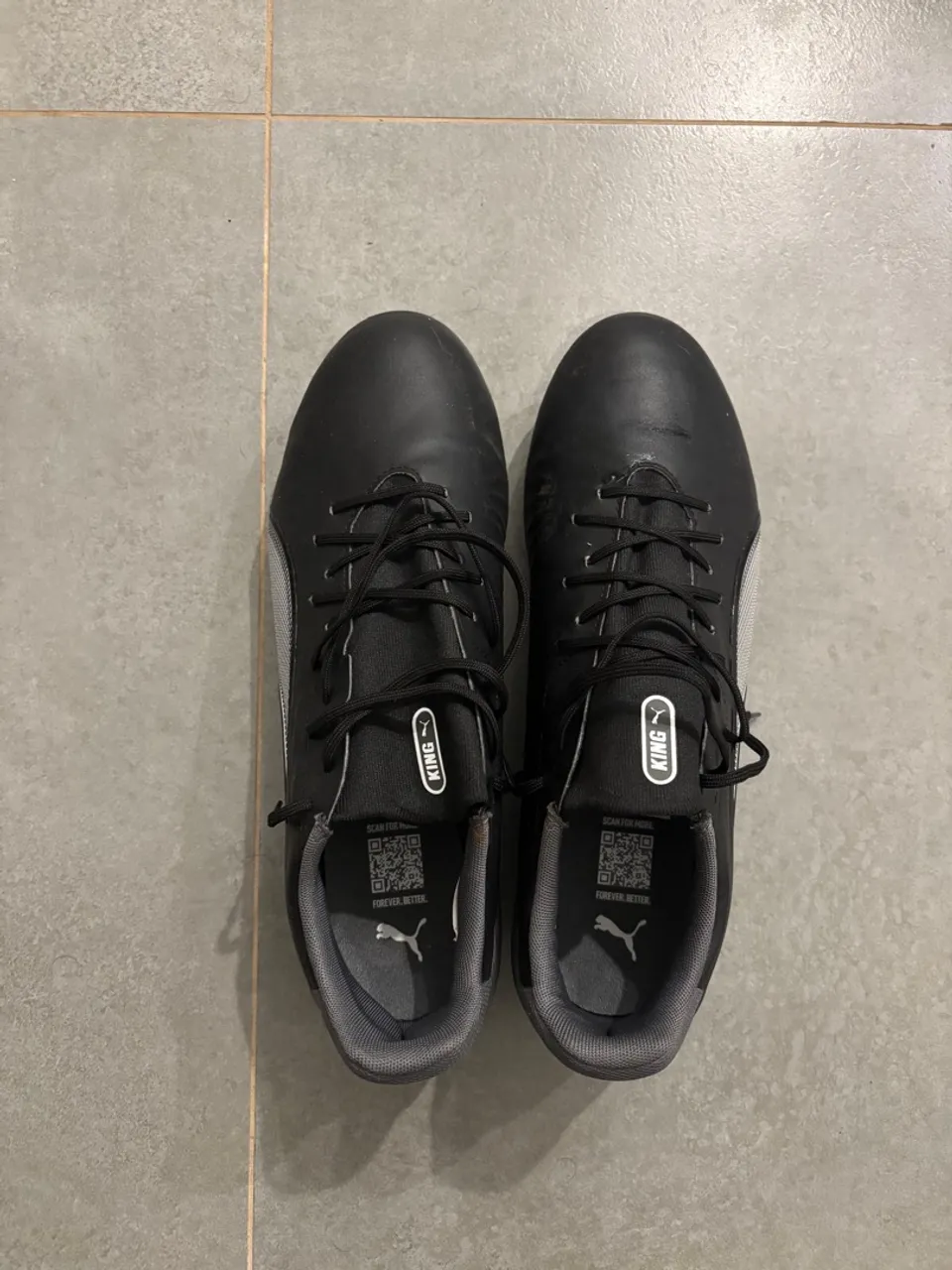 Chuteira Puma King CAMPO 43 usada UMA vez