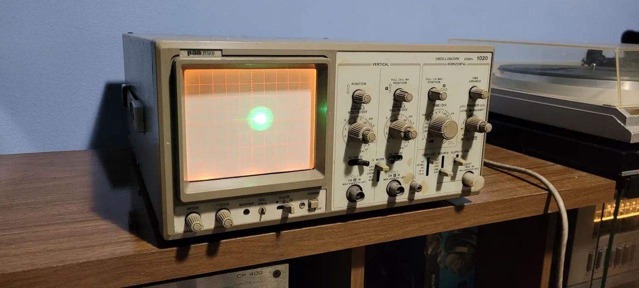 Osciloscópio Pantec 1020 