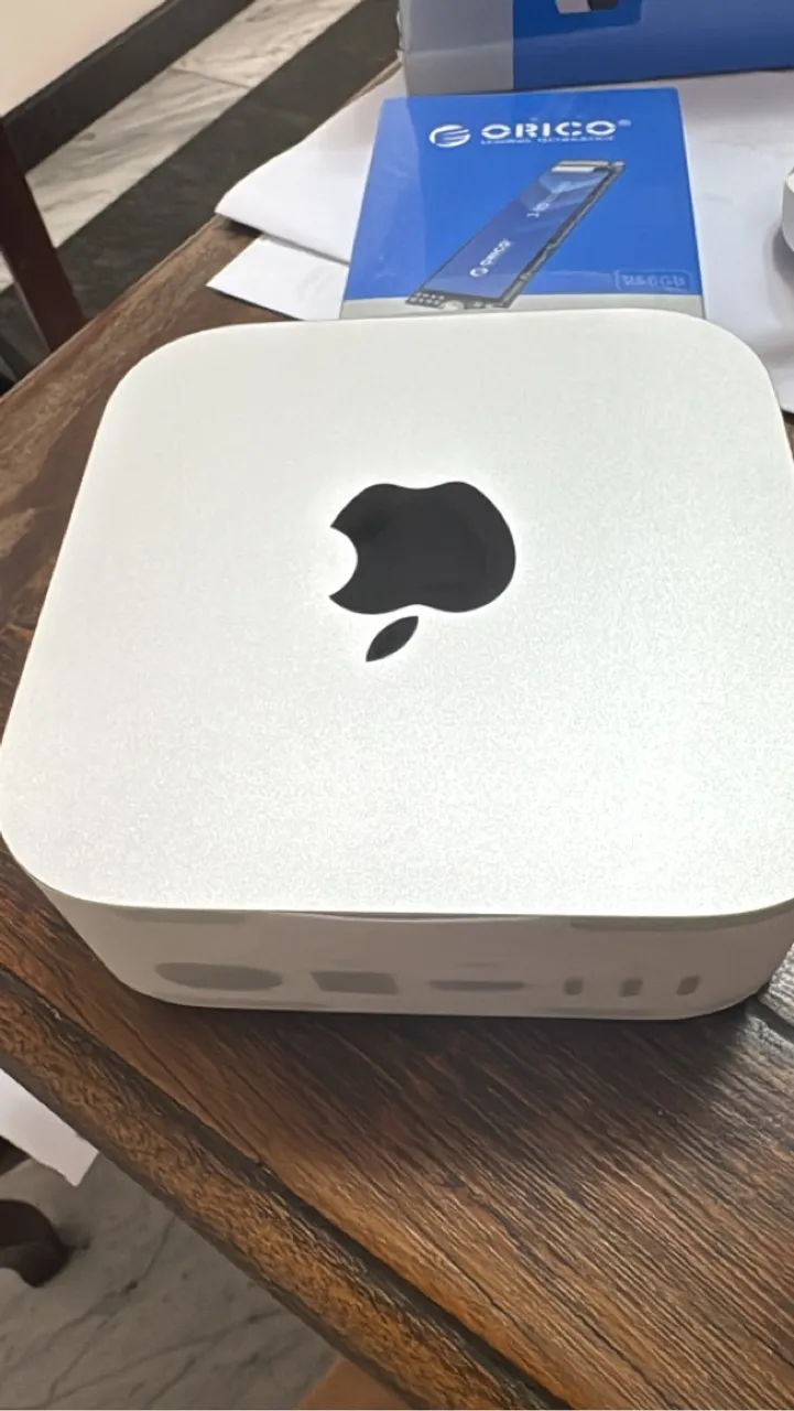Mac Mini Apple M4 32gb de memoria unificada SSD de 256gb Novo sem embalagem.