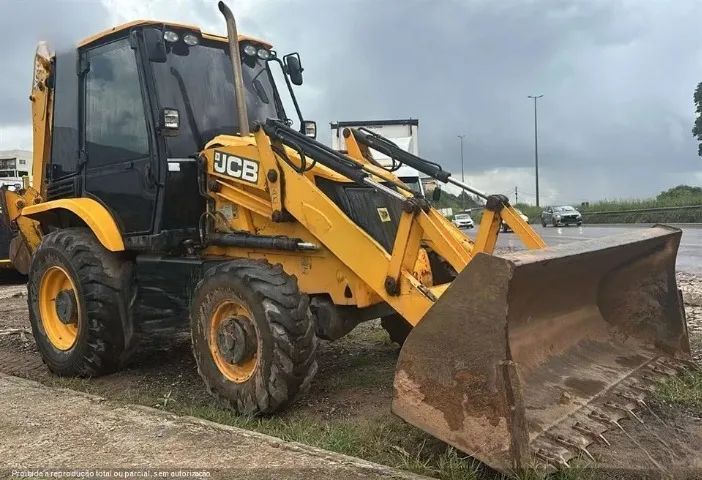 Retroescavadeira JCB 2015 - Foto 3