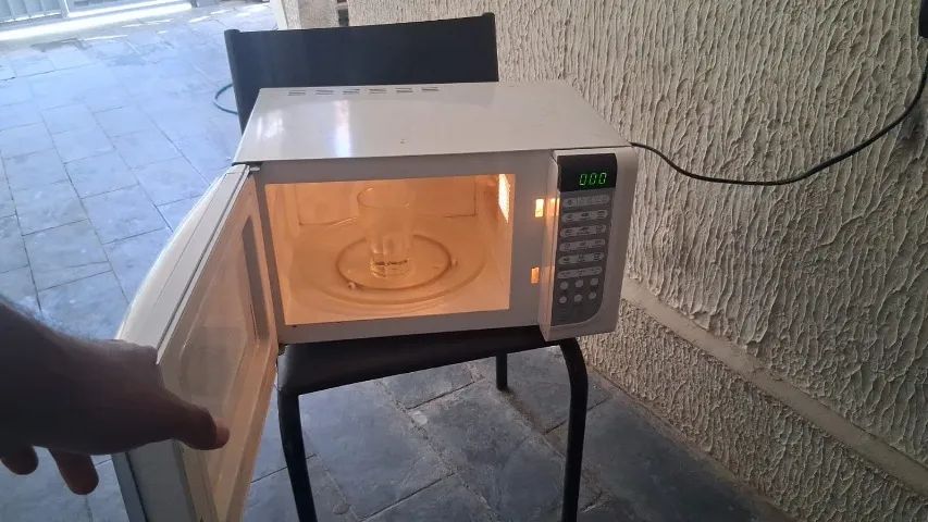 Microondas Eletrolux Impecável de uso Próprio   - Foto 3