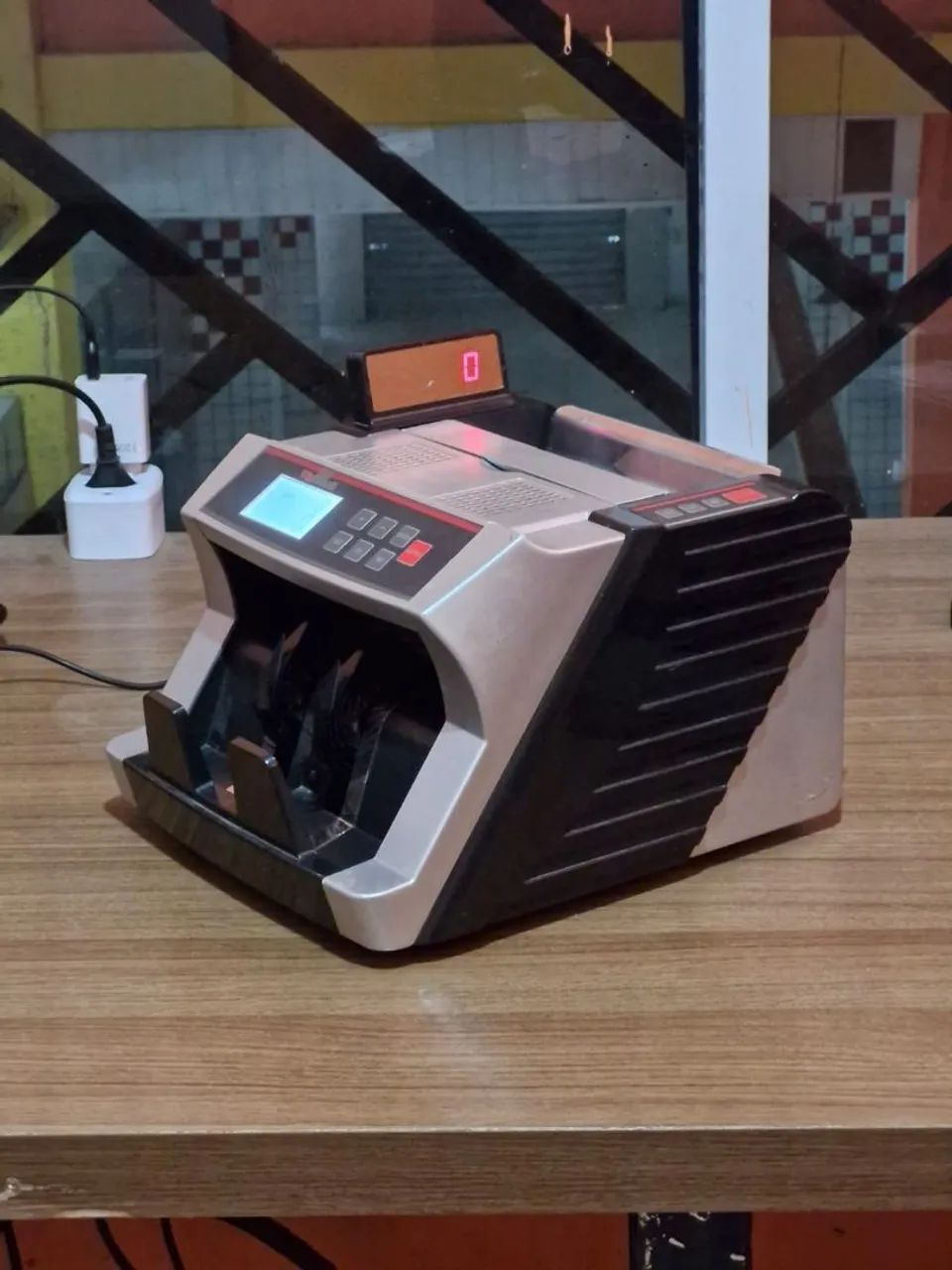 Máquina contadora de cedula