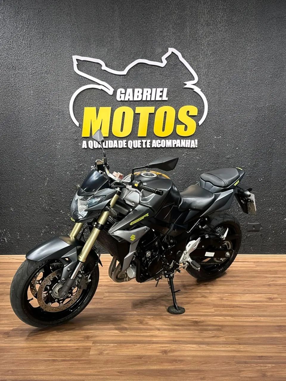 SUZUKI GSR 750  - 2016 - Foto 4