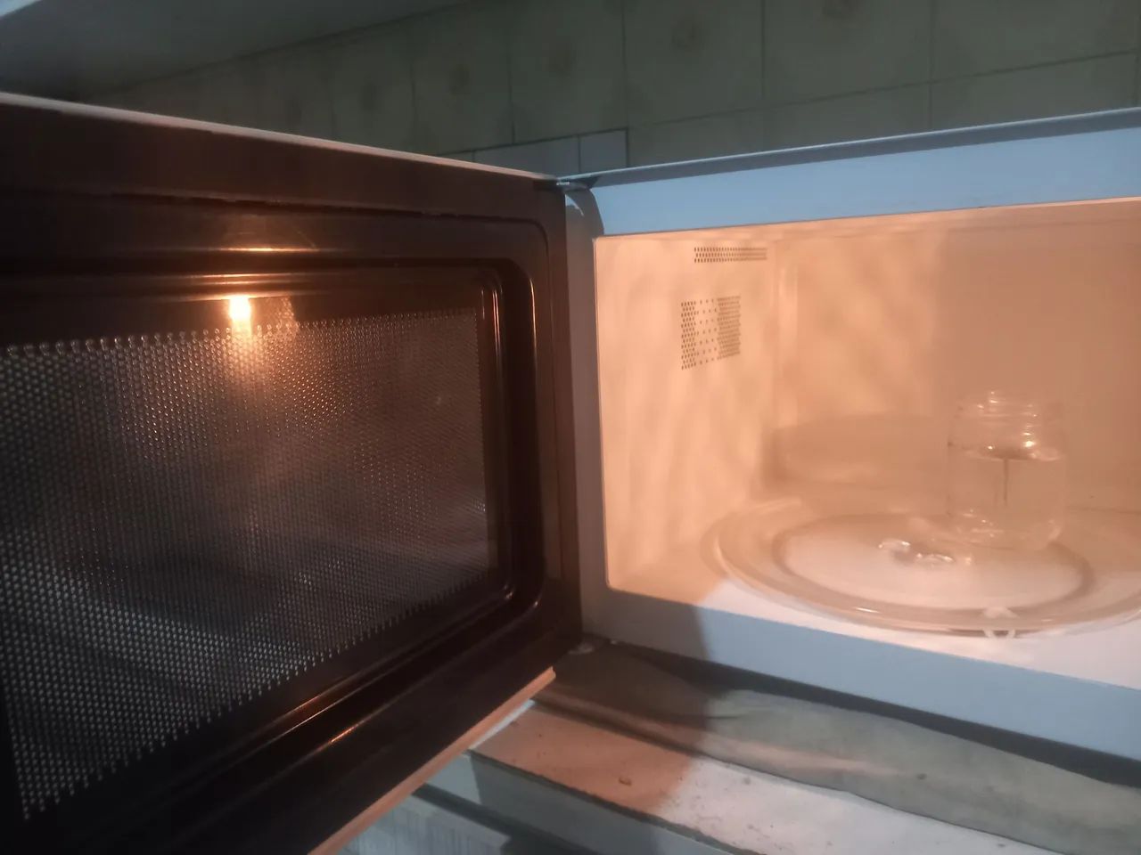 Microondas Electrolux 20 litros  - Foto 4