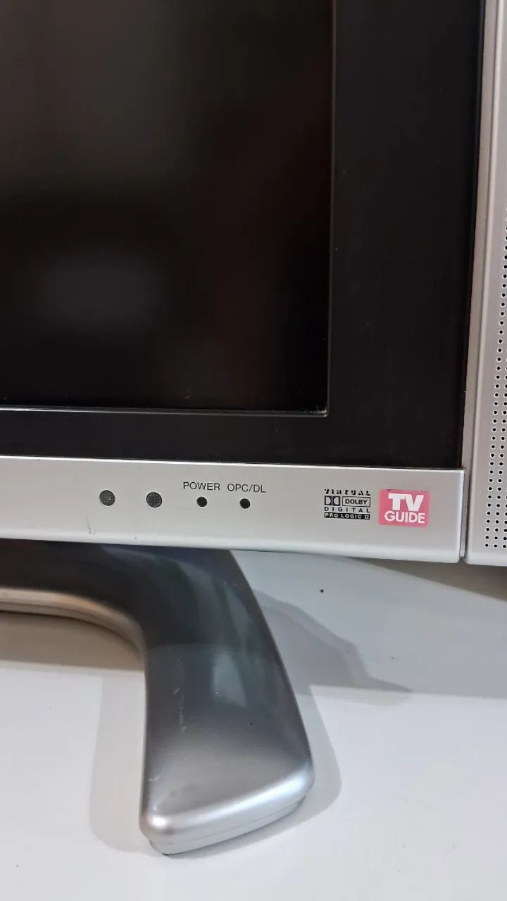 TV Sharp Liquid Crystal LC26D5U - Foto 2