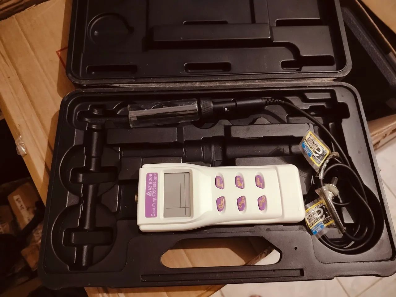 Medidor de condutividade com defeito 