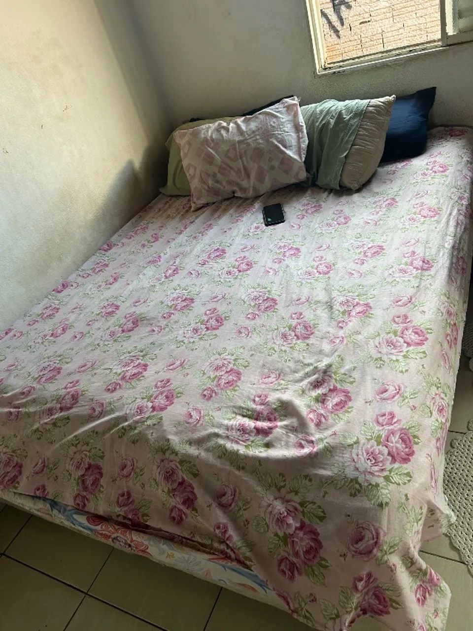 Cama queen 