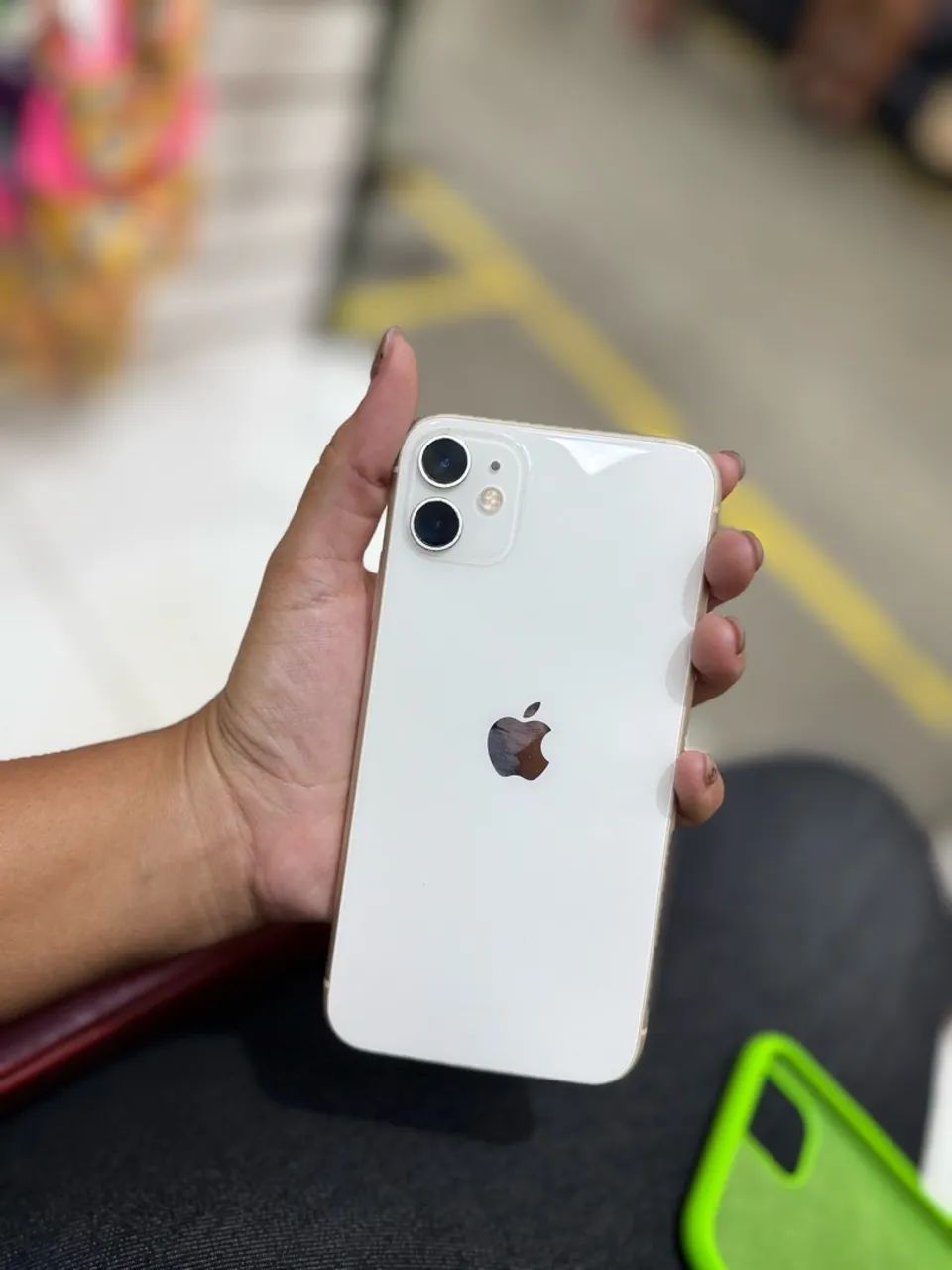 iPhone 11 (64gb)