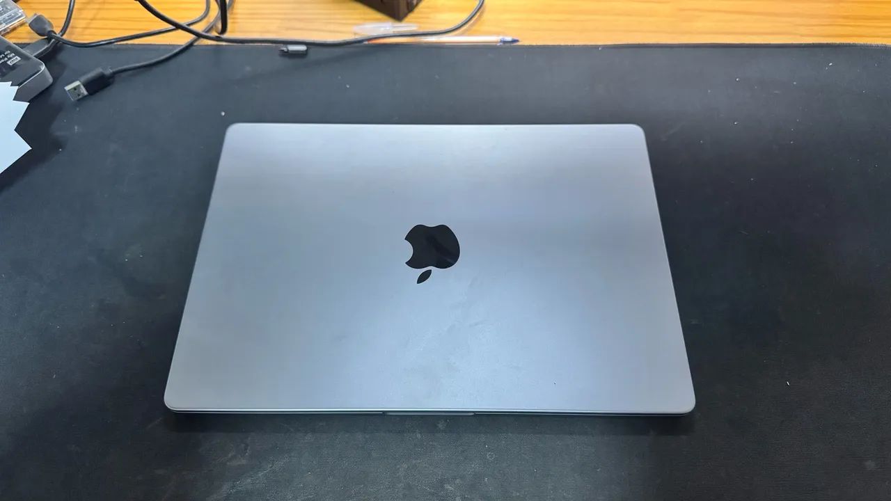 MacBook Pro M2 Pro - Foto 2
