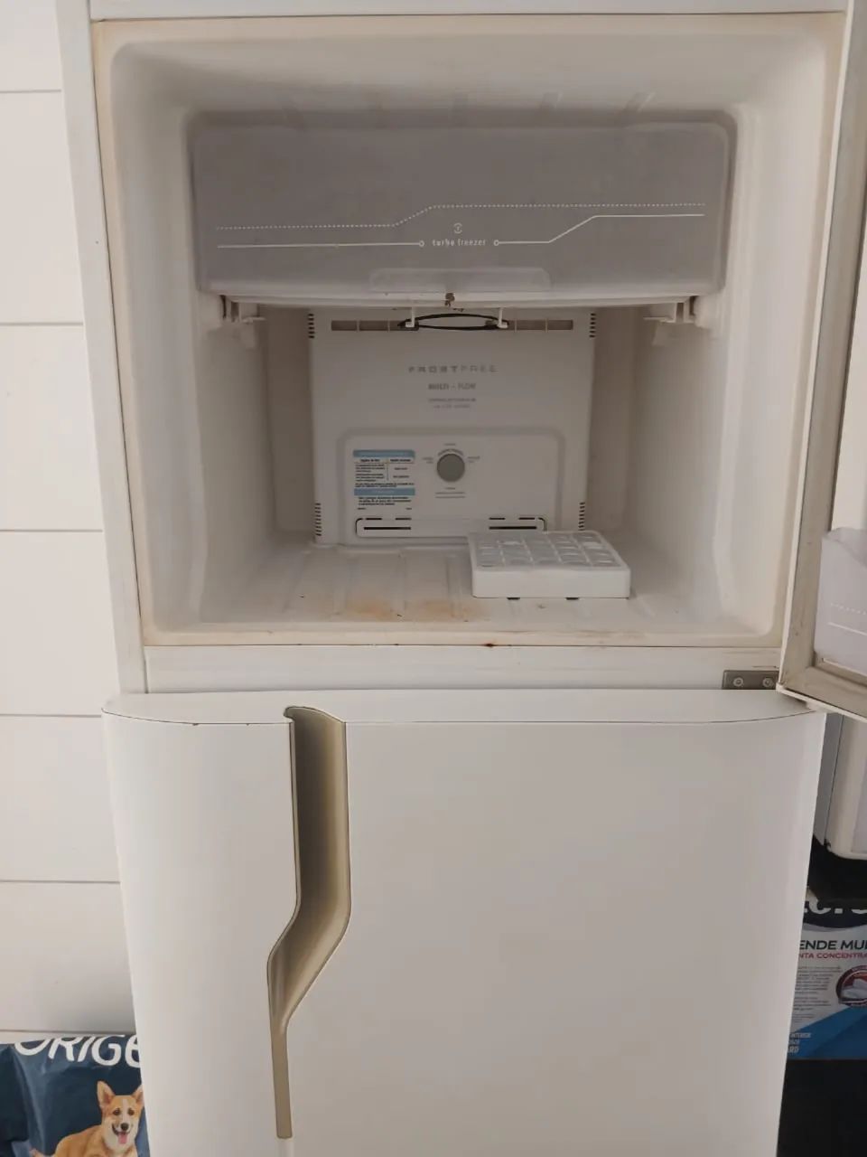 Vendo geladeira eletrolux  - Foto 3