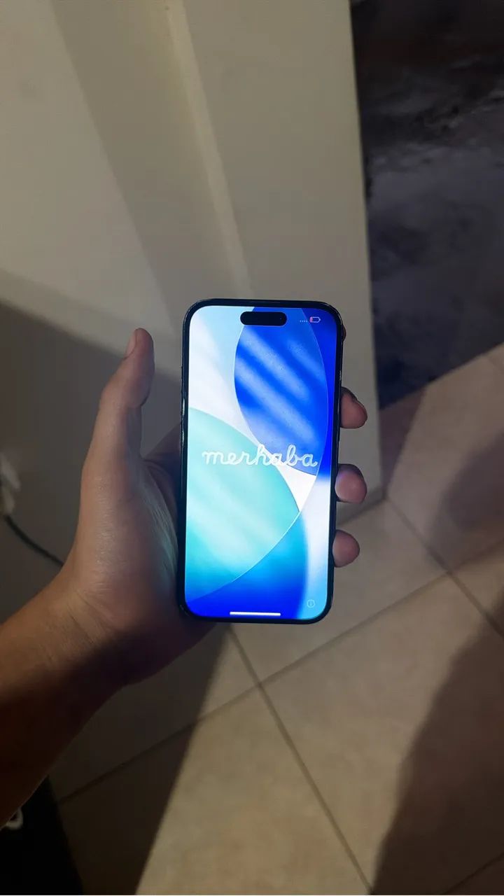 IPhone 15 semi novo - Foto 2