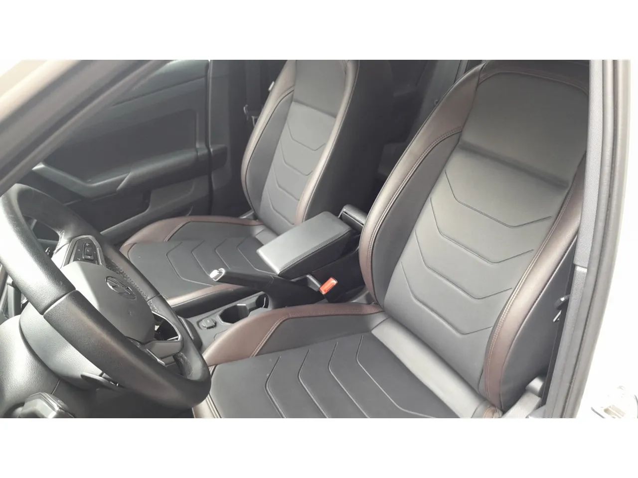 Volkswagen Virtus Highline 200 TSI 1.0 Flex 12V Aut, foto 11 de 16
