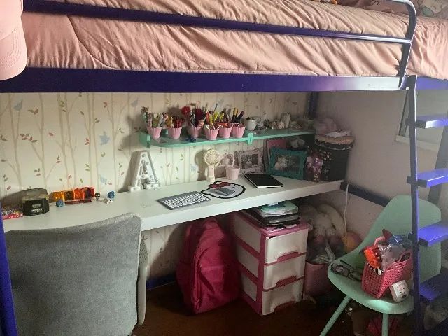 CAMA COM ESCRIVANINHA TOCK&STOCK - Foto 4