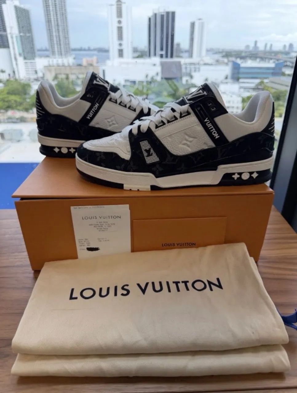 Tênis Louis Vuitton Trener 