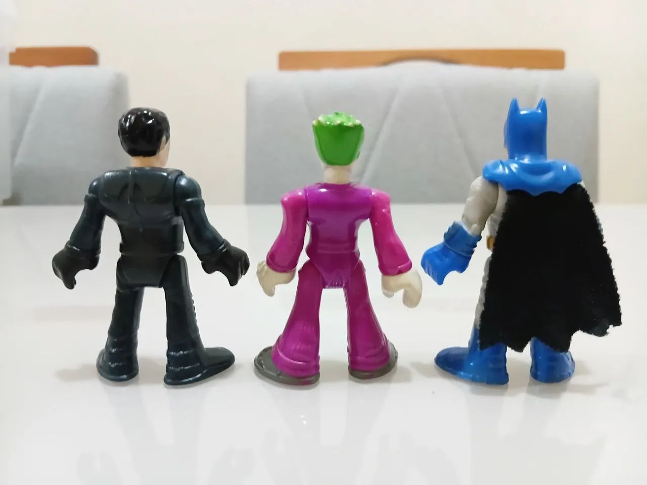 Lote bonecos imaginext - Batman, Asa Noturna e Coringa  - Foto 2