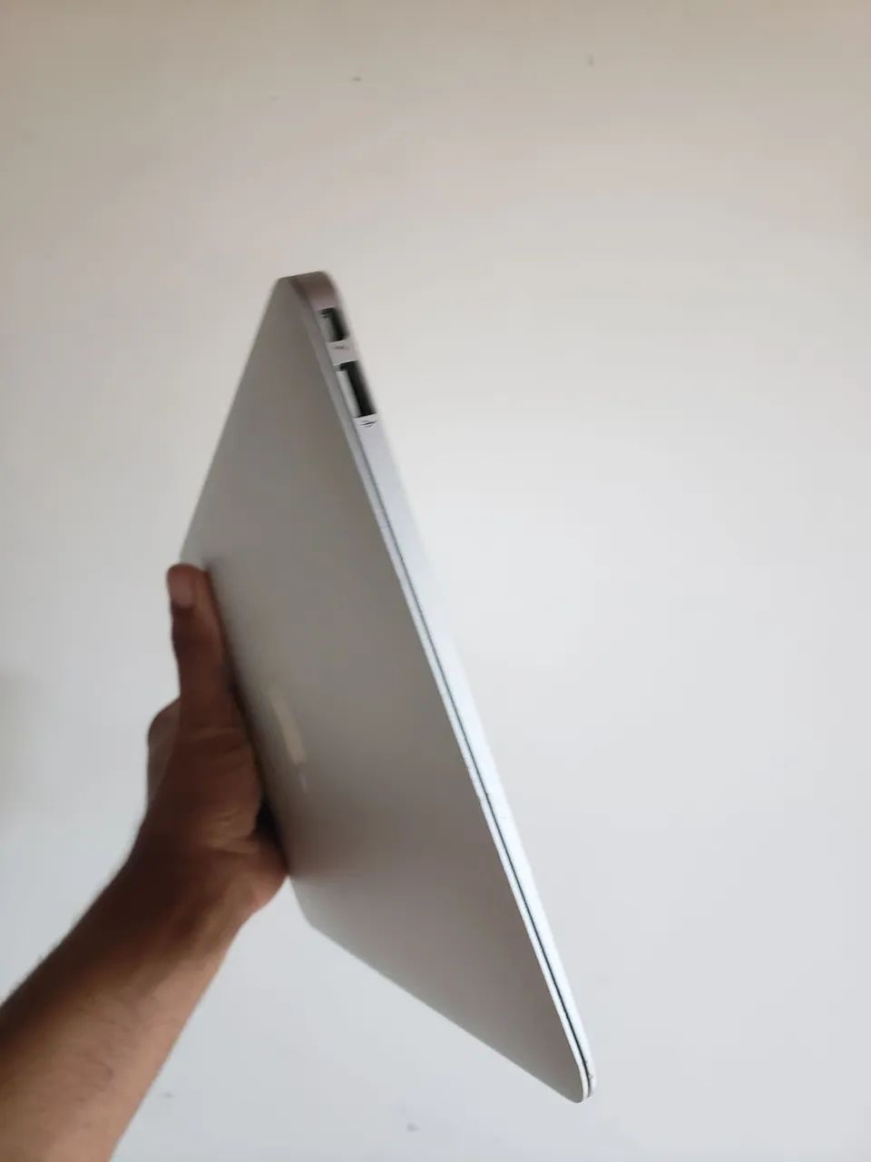 Macbook air mid 2013 11° polegadas funciona TUDO. Com caixa. - Foto 5