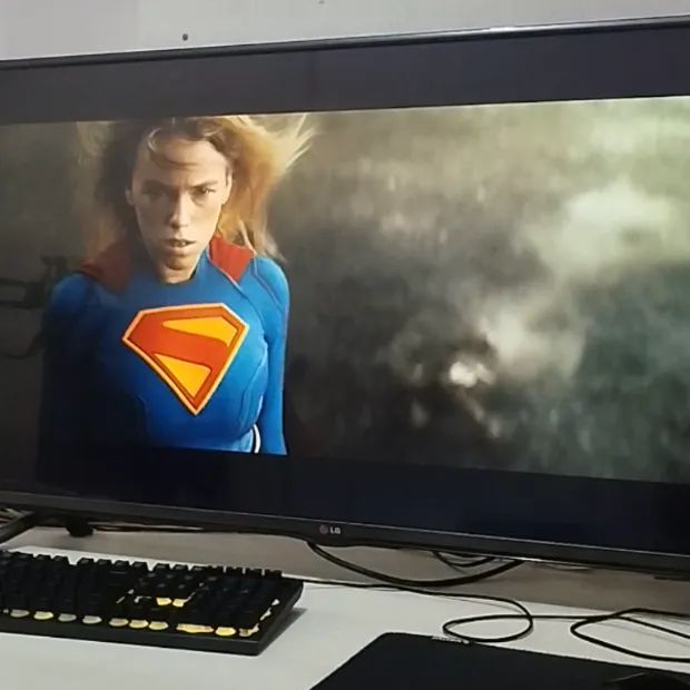 LG TV 42 Polegadas COM DEFEITA NA TELA