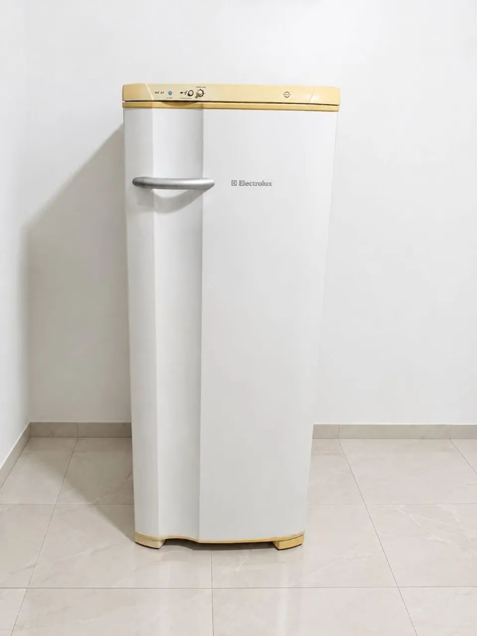 Geladeira eletrolux 110v