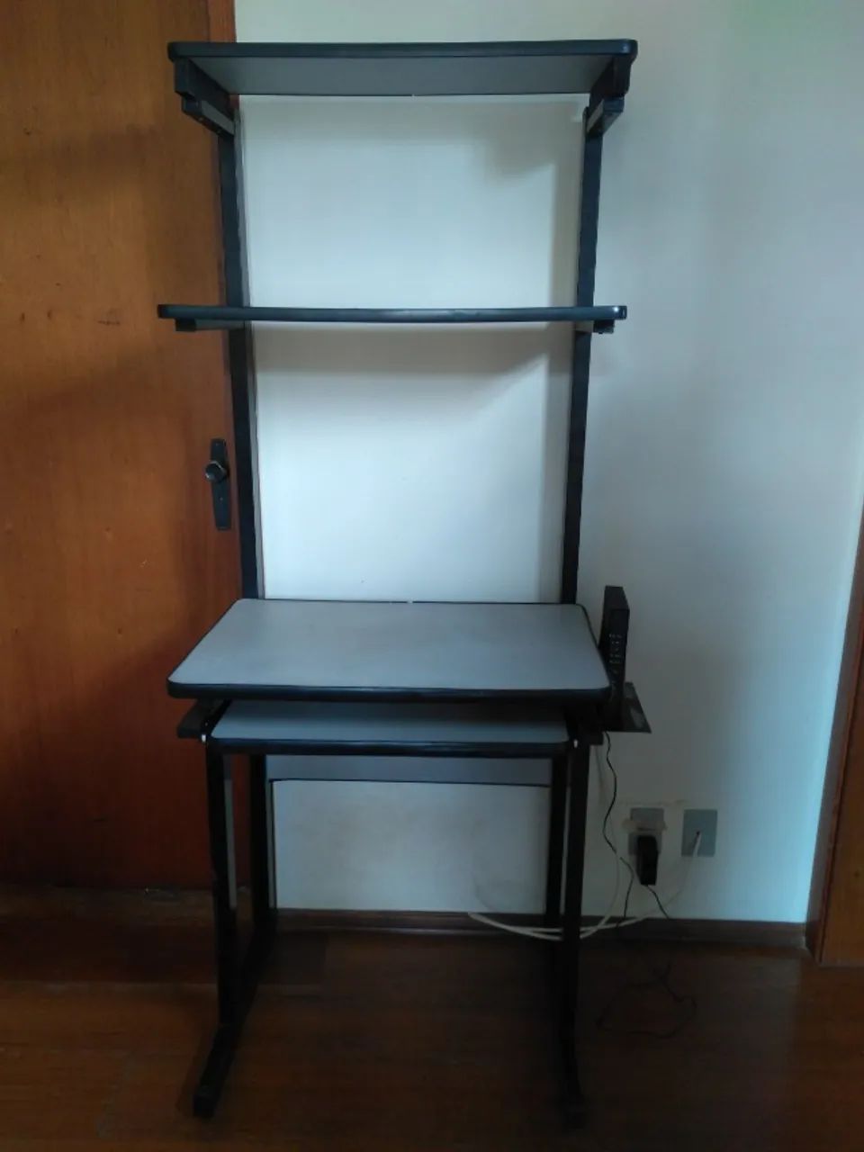 Rack para computador ou TV - Usado