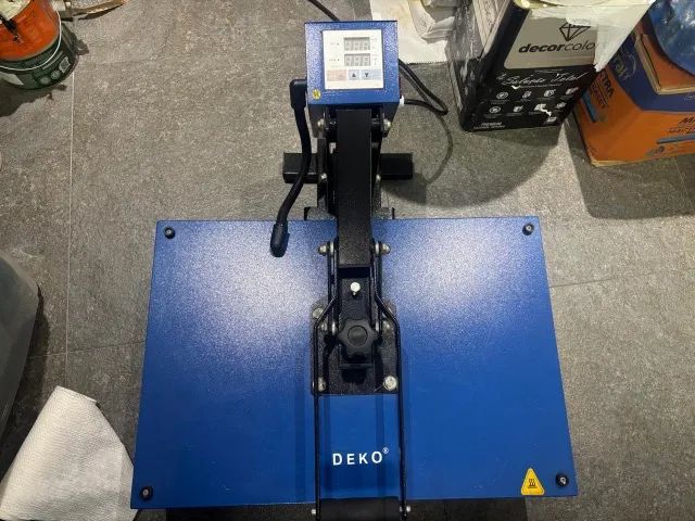 **Prensa Térmica DEKO 40 × 60 cm - Azul e Preta