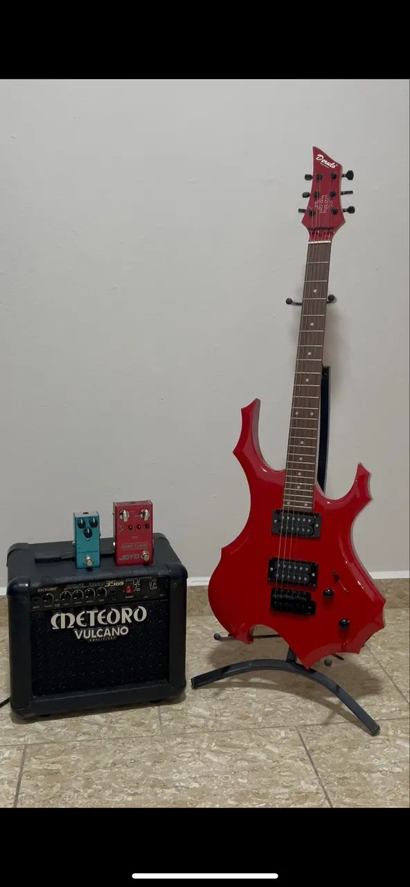Guitarra Warlock + pedais + cubo!!!