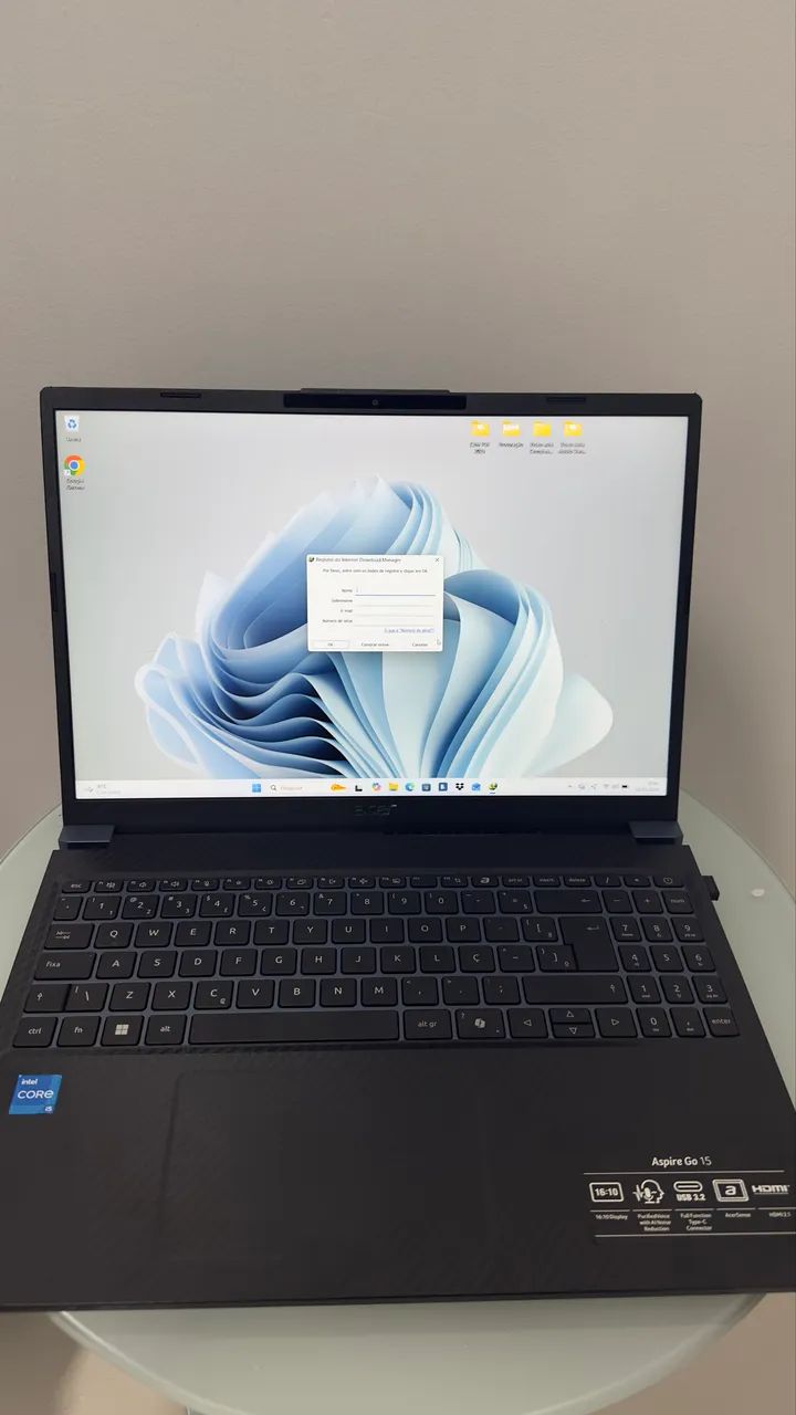 Notebook novo com nota fiscal e na garantia