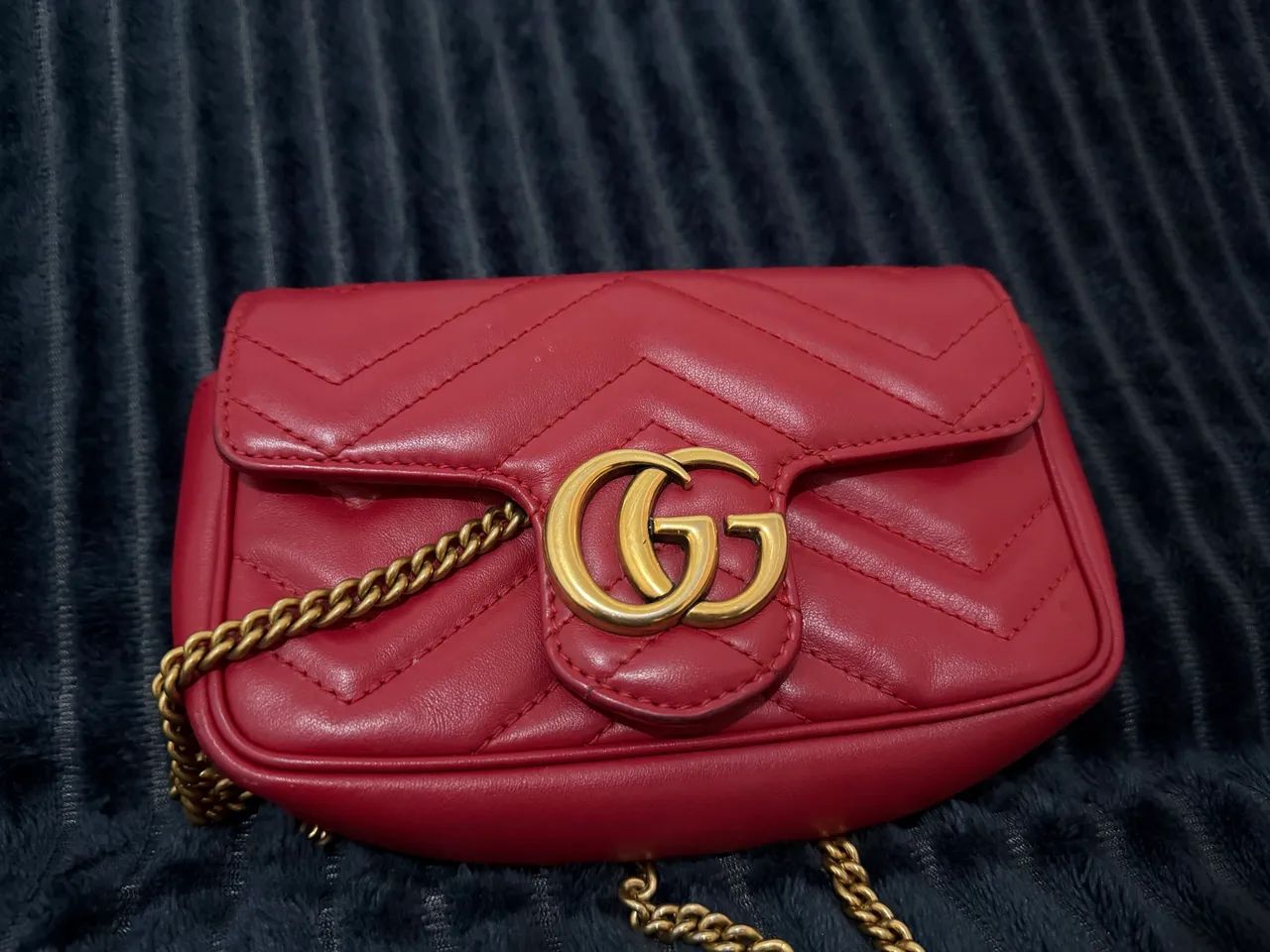 Gucci GG Marmont Super Mini Matelassé em couro  - Foto 2