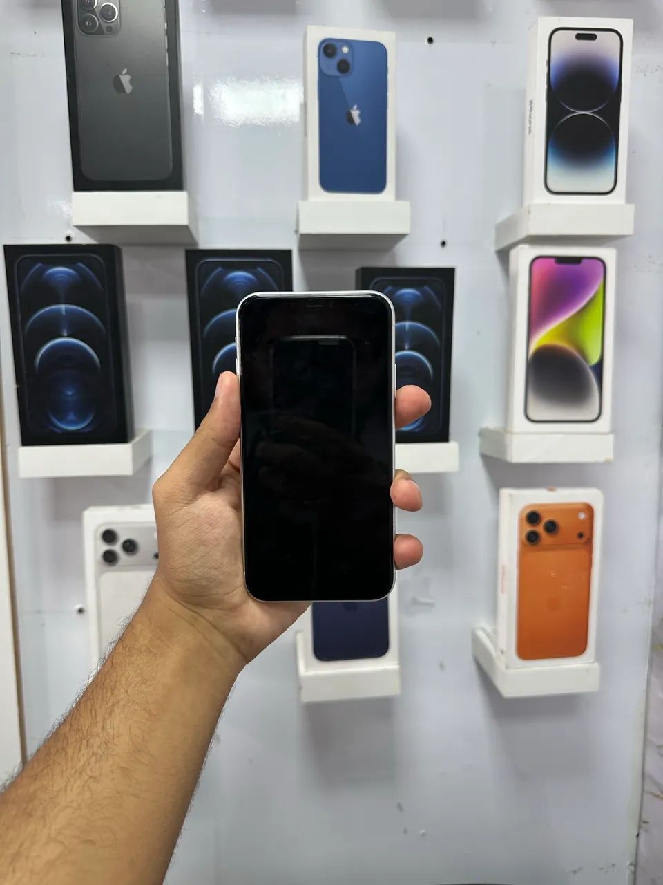 IPHONE XR 128 GB BRANCO  - Foto 2