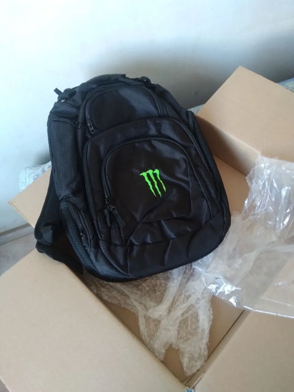 Mochila monster Premium original  - Foto 2
